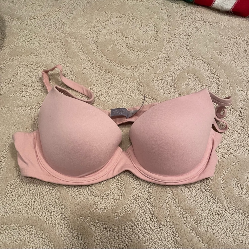 Used condition Victoria Secret, pink bra 34B underwire push-up